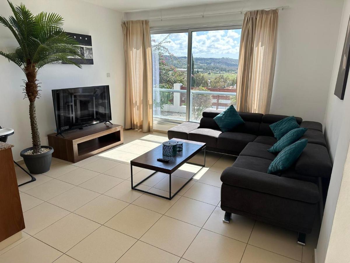Villa Aqua Sunrise 1Km From Beach With Sea Views Coral Bay Exterior photo