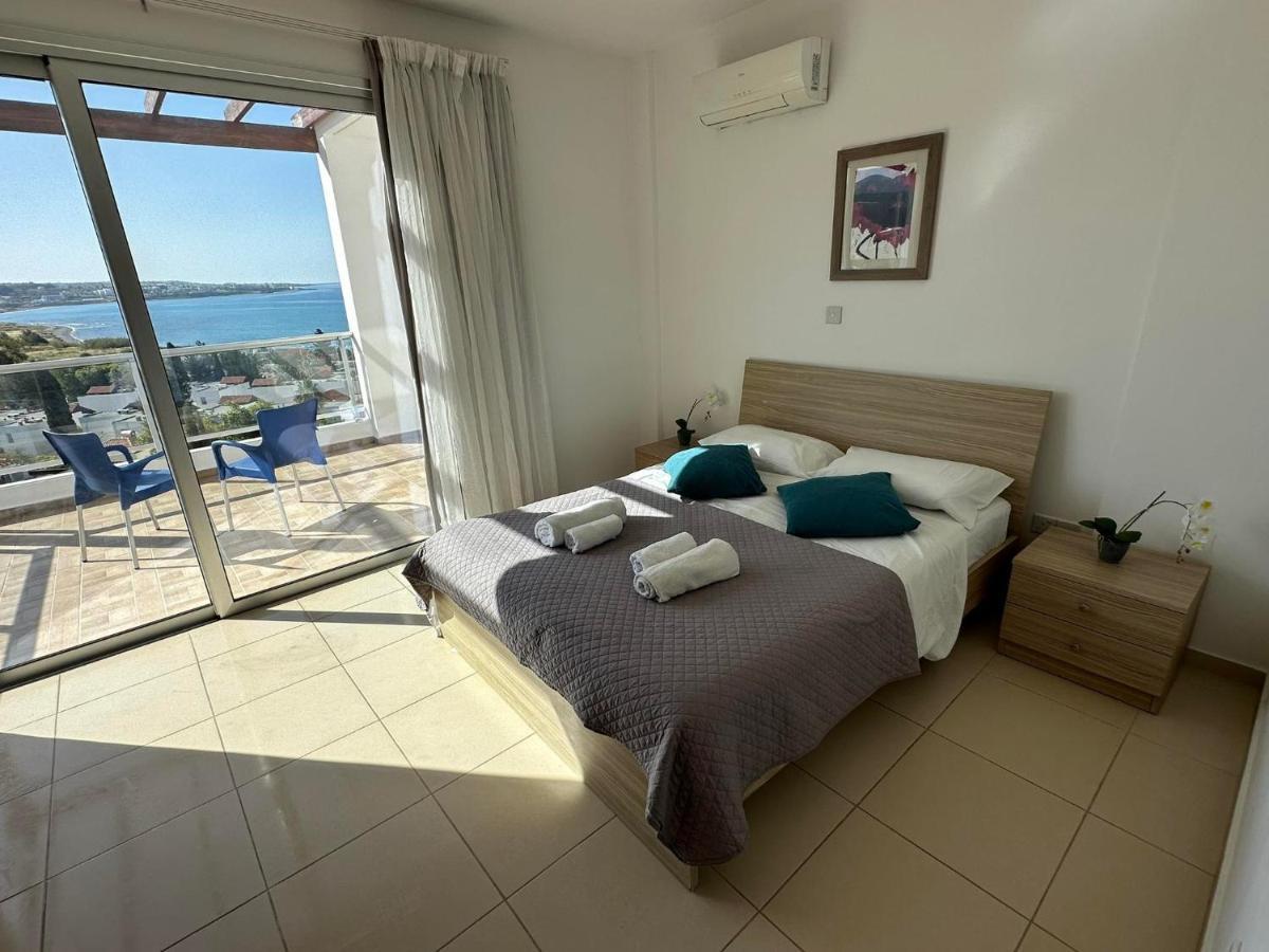 Villa Aqua Sunrise 1Km From Beach With Sea Views Coral Bay Exterior photo